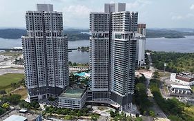 Teega Suites Puteriharbour By Wp Homestay