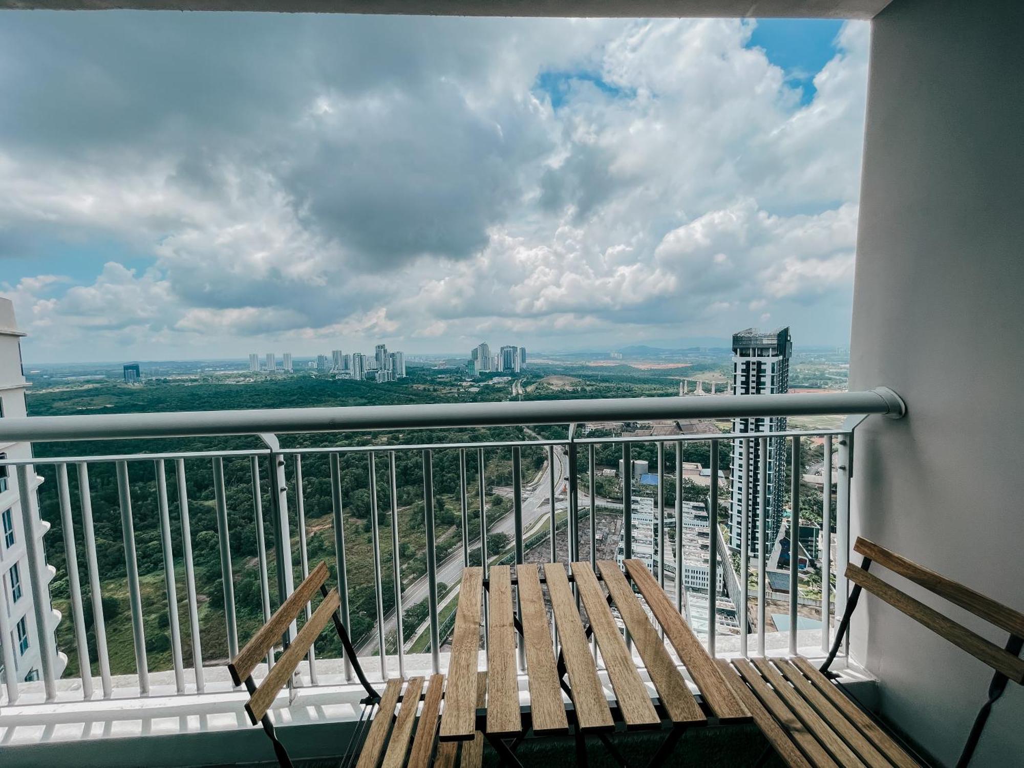 Teega Suites Puteriharbour By Wp Homestay Johor Bahru Luaran gambar