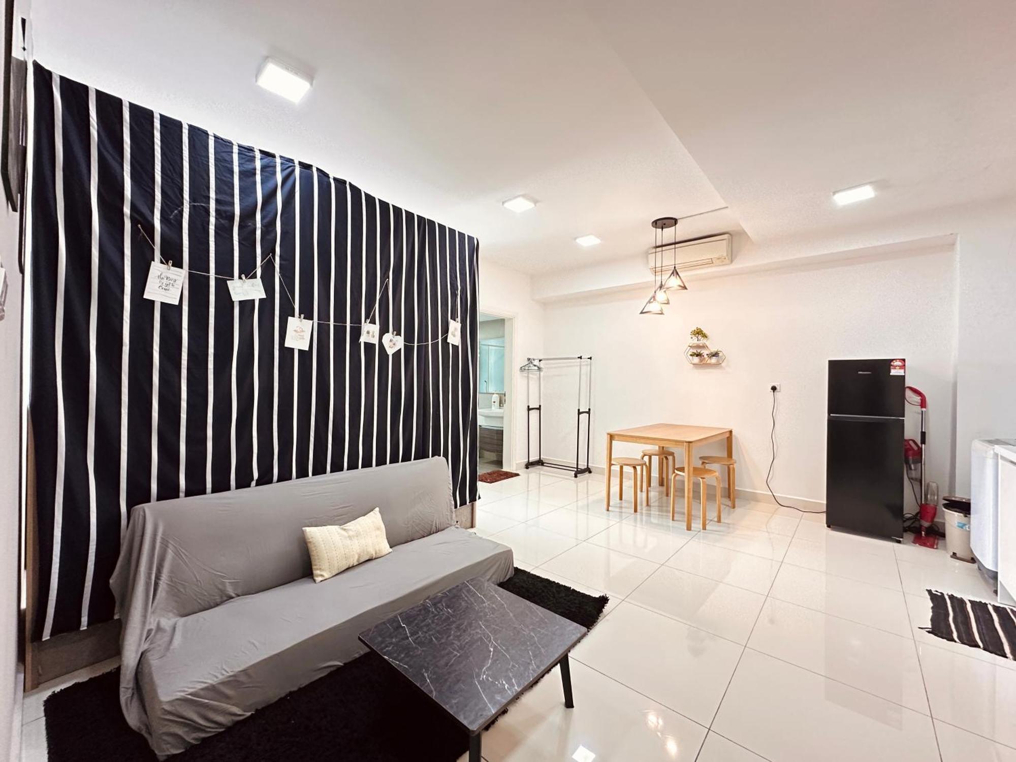 Teega Suites Puteriharbour By Wp Homestay Johor Bahru Bilik gambar
